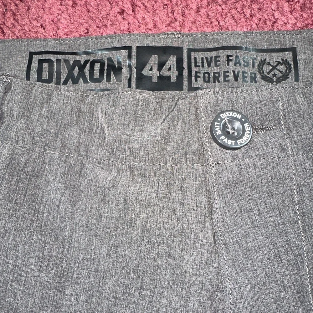 Dixxon Mens 44 Shorts Gray 11